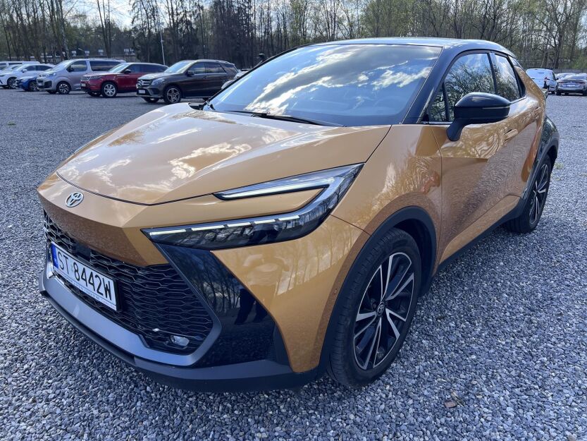 TOYOTA C-HR  HSD 2.0VVT-I Hybrid Dynamic Force CVT4 4x4 Executive