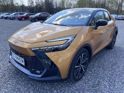 TOYOTA C-HR  HSD 2.0VVT-I Hybrid Dynamic Force CVT4 4x4 Executive